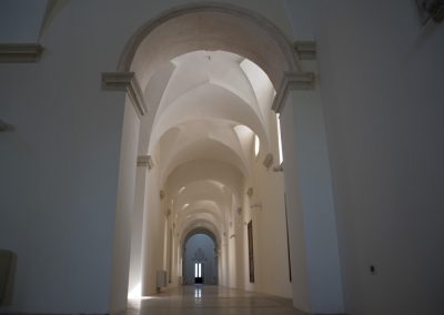 Specchia convento dei frati neri corridoio interno