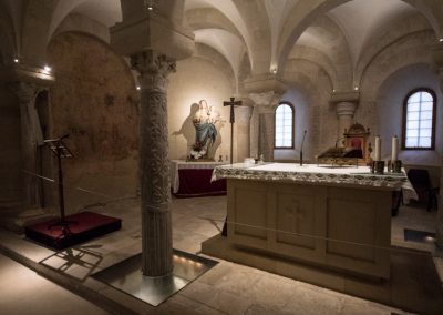 Altare della cripta della Basilica di SS. Martiri di Otranto